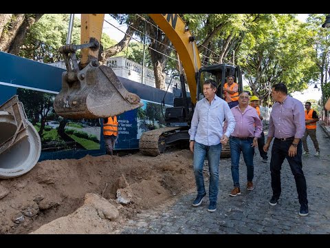 San Isidro: Posse supervisó los trabajos de reconstrucción de la Plaza Mitre