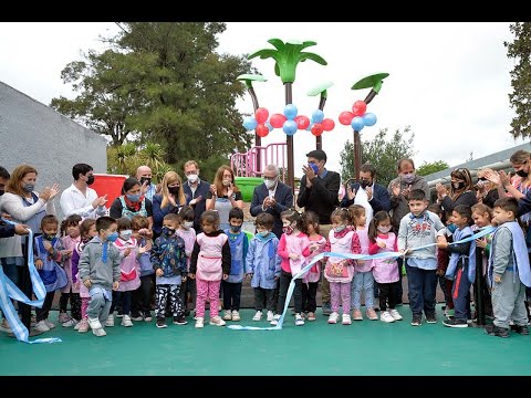 Julio Zamora inauguró los nuevos juegos del Jardín N° 907 «Granaderos de San Martín» de General Pacheco