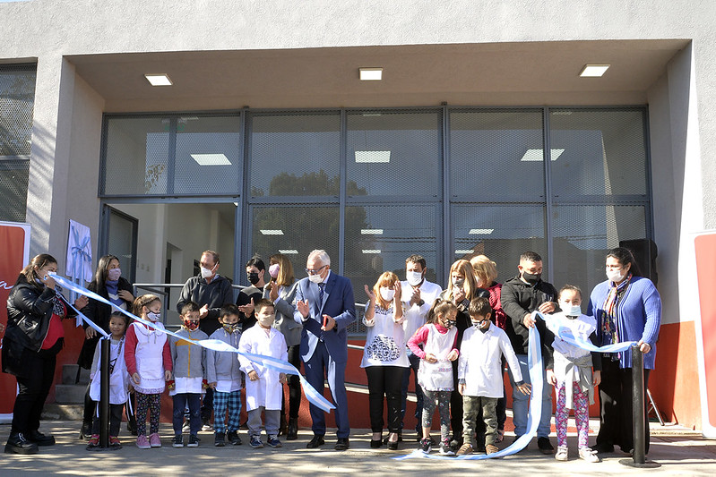 Julio Zamora inauguró un comedor y dos aulas en la EP N°32 de Don Torcuato