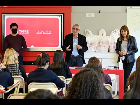 Julio Zamora acompañó a jóvenes en la última jornada del programa municipal Decidí tu Vocación