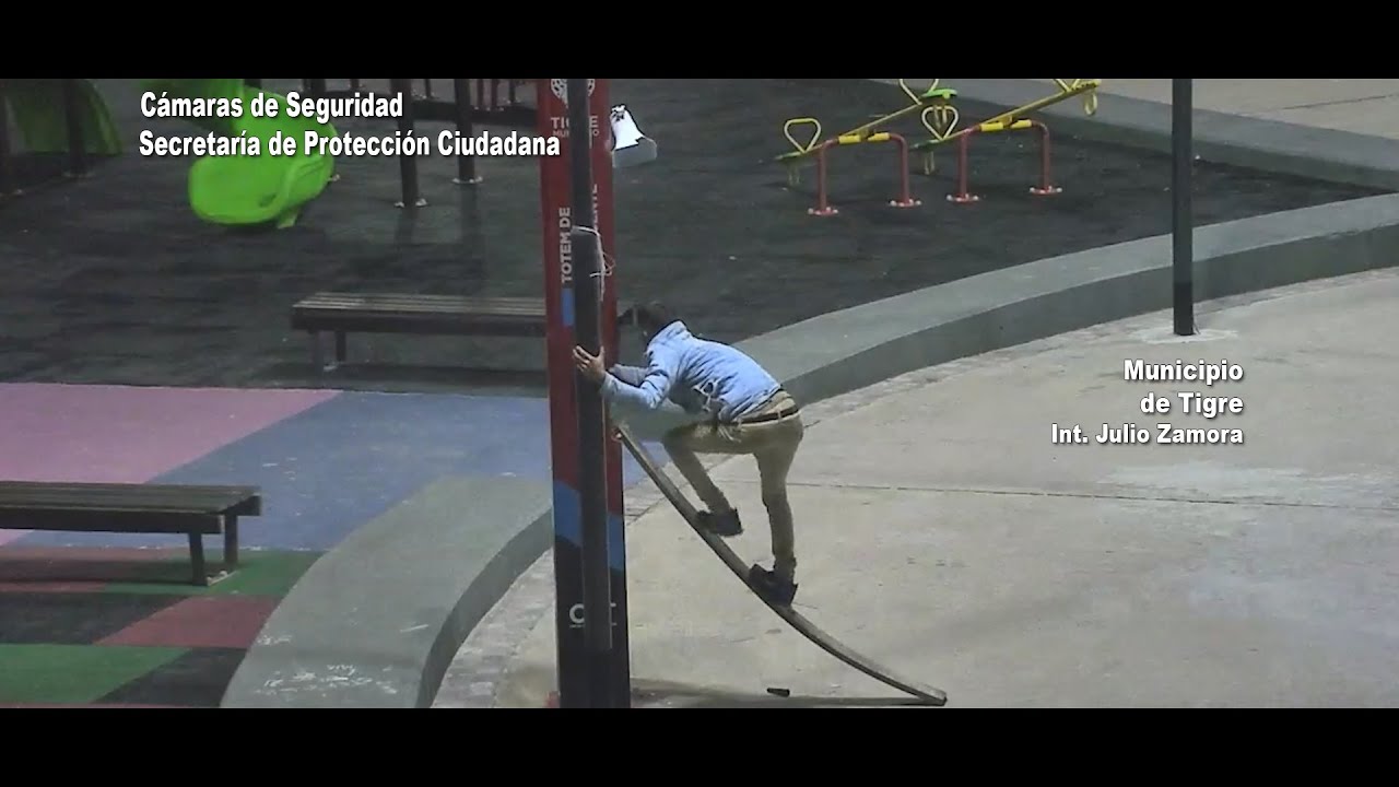 Vandalizó un tótem de seguridad inteligente y el COT lo interceptó cuando intentaba huir