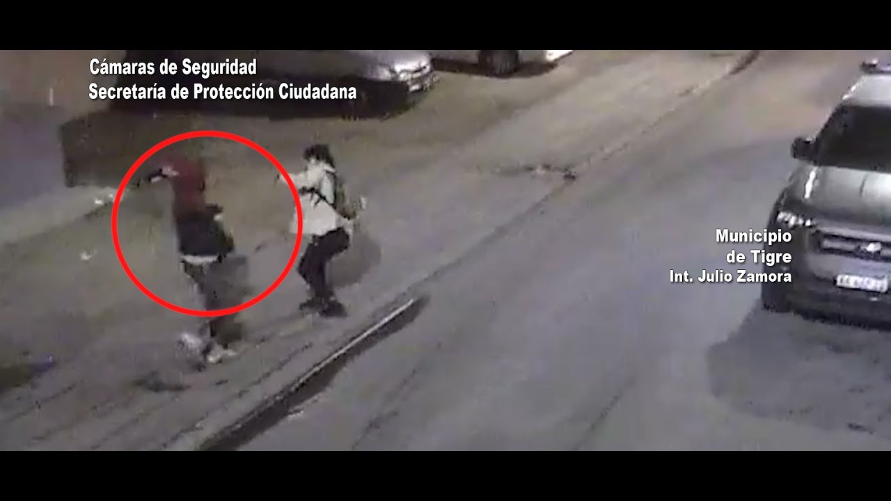 Lo agredieron con botellas para robarle y huyeron: el COT los detuvo a pocas cuadras del lugar del hecho