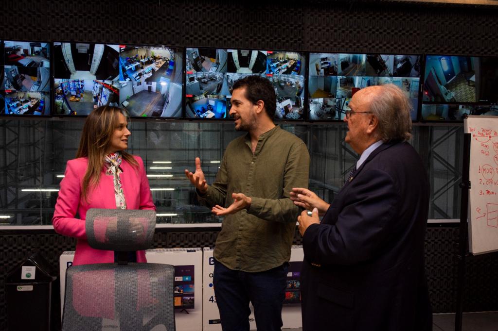Malena Galmarini y José Ignacio de Mendiguren visitaron industrias de Tigre