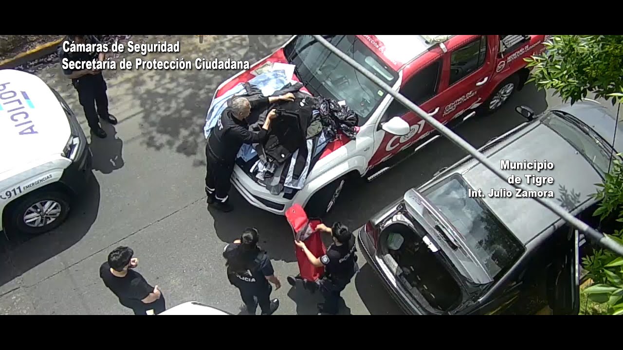 El COT y la Policía detuvieron a dos mecheras que robaron mercadería de un local de ropa