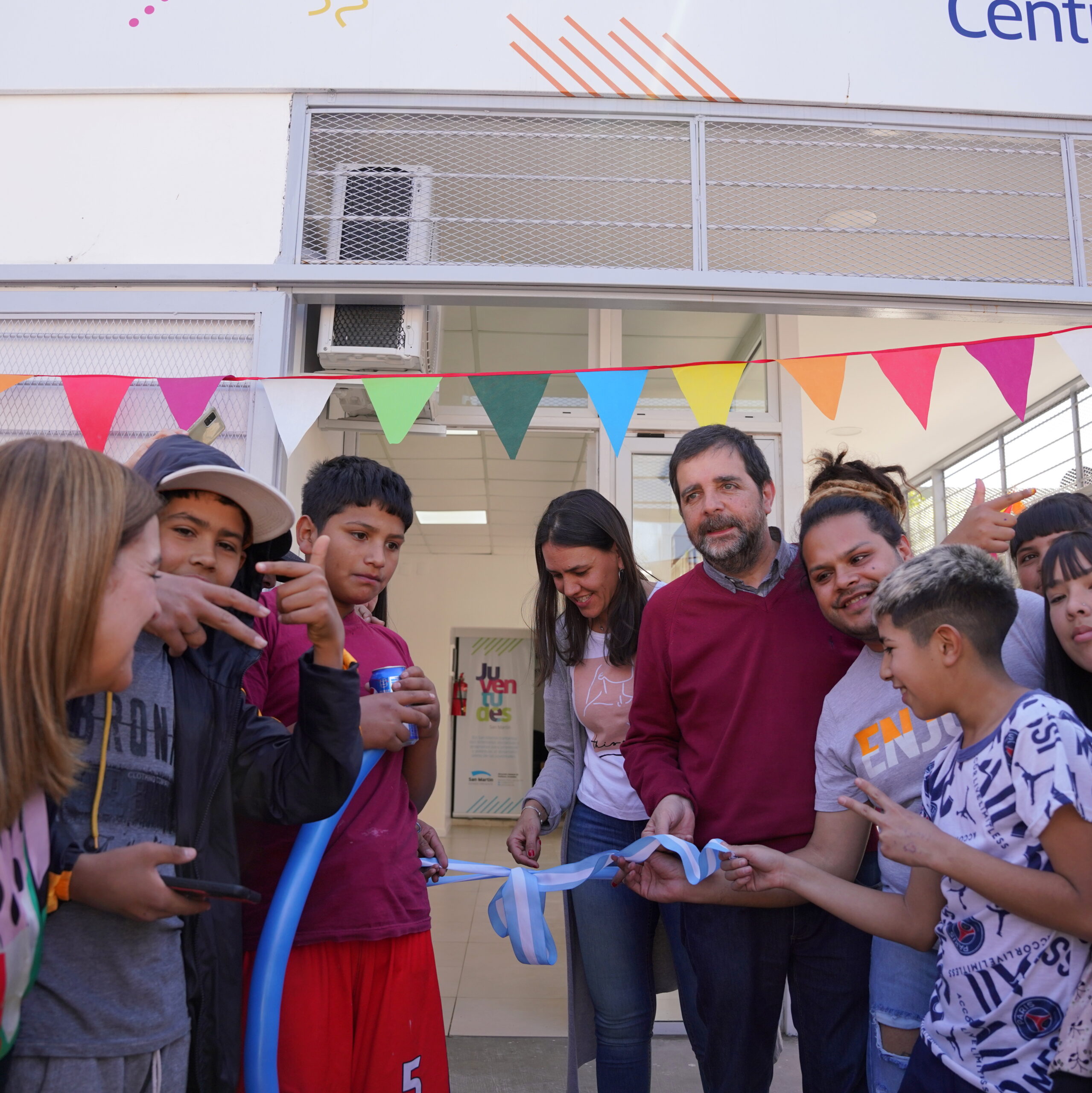 Fernando Moreira inauguró el Centro Juvenil de Carcova