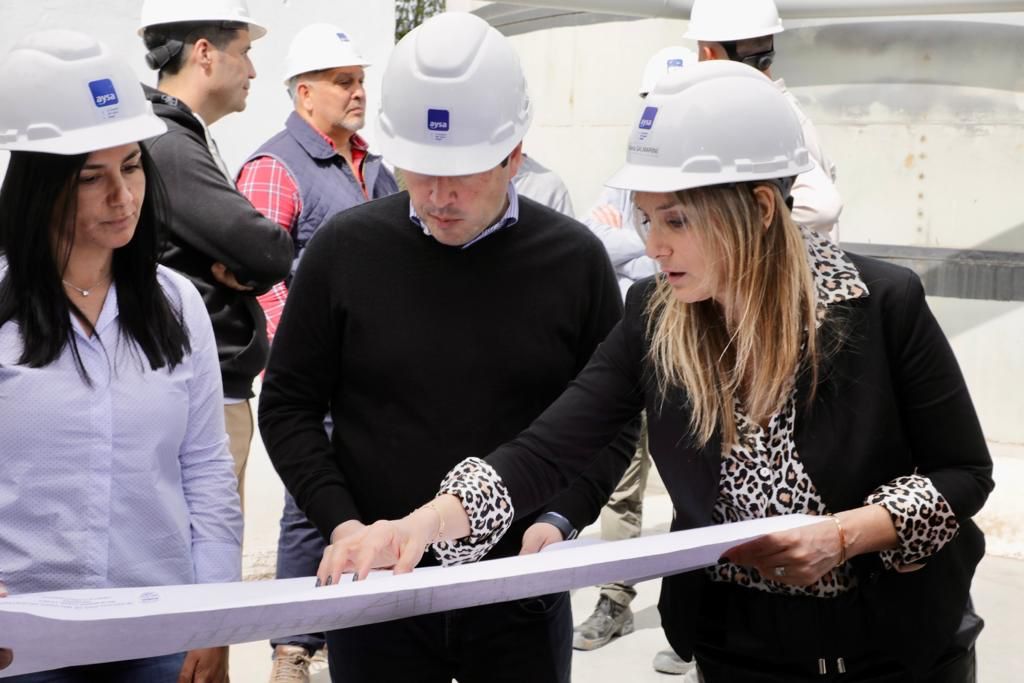Malena Galmarini, Leonardo Nardini y Noelia Correa recorrieron las obras de la Planta depuradora Russo que beneficiará a 25.000 habitantes de Malvinas Argentinas
