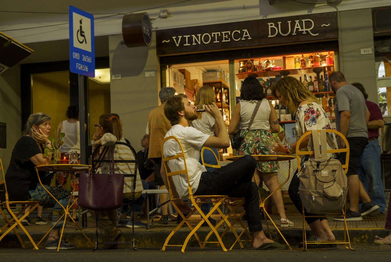 Vicente López celebró la Noche del Vino con una gran propuesta