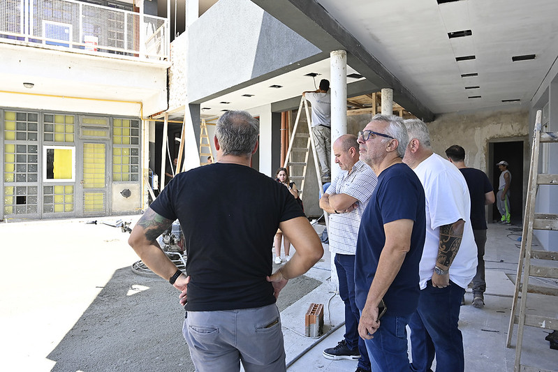 En Ricardo Rojas, Julio Zamora supervisó la obra de ampliación y remodelación de la Escuela Primaria N°44