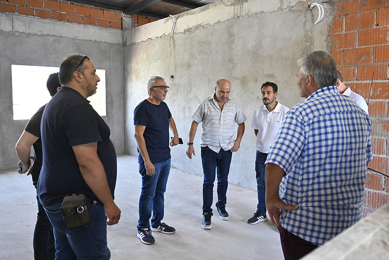 Julio Zamora inspeccionó la remodelación integral de la Escuela Técnica N° 2 de Ricardo Rojas