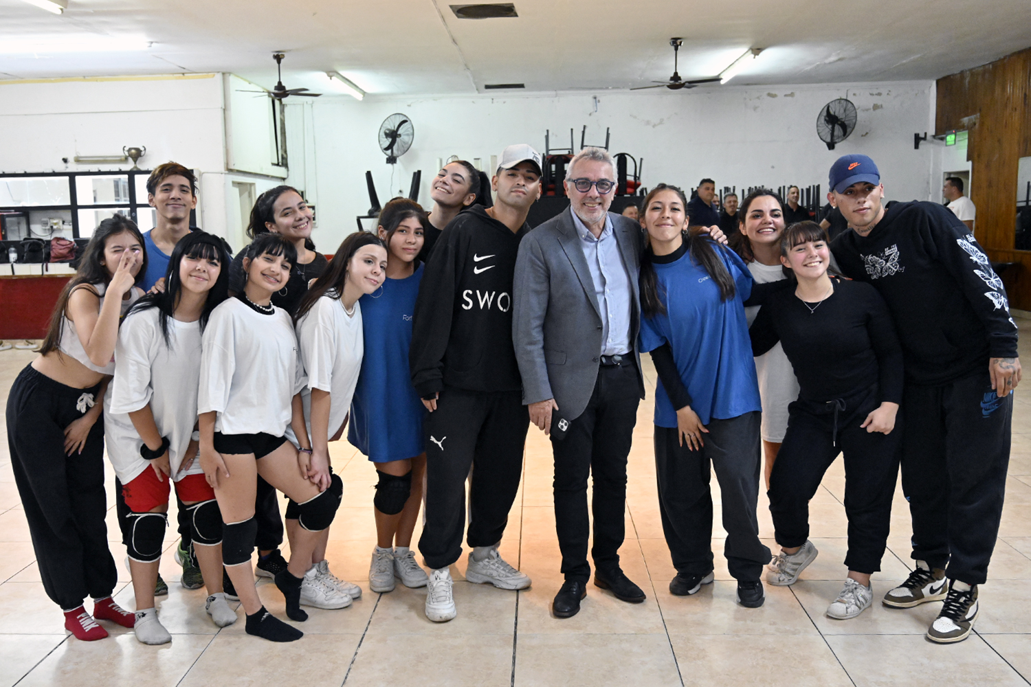 Julio Zamora recorrió clubes de barrio de Tigre centro y proyectó fortalecer su desarrollo dentro de la comunidad