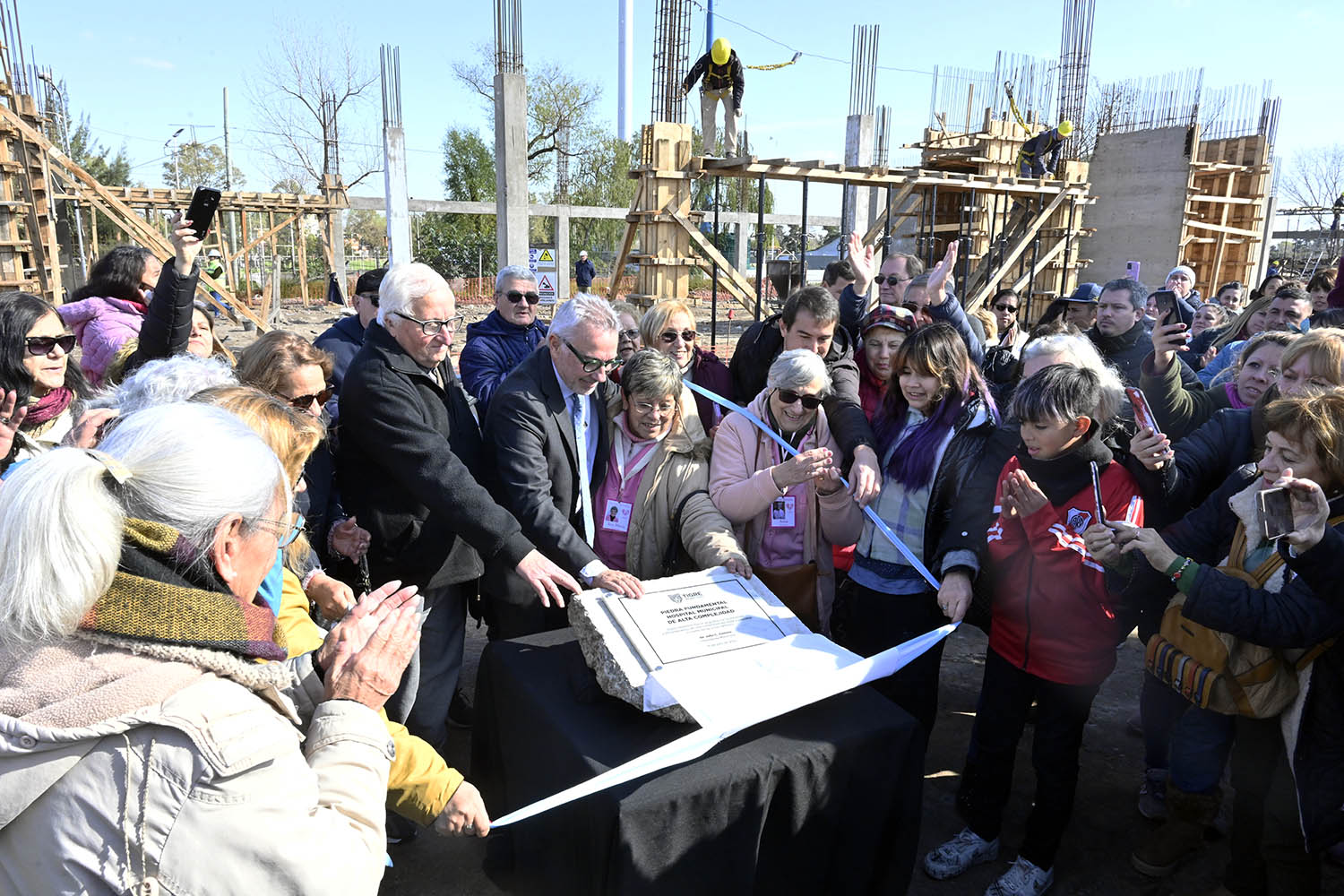 Julio Zamora presentó a la comunidad los avances de obra del nuevo Hospital de Alta Complejidad para Adultos de Tigre