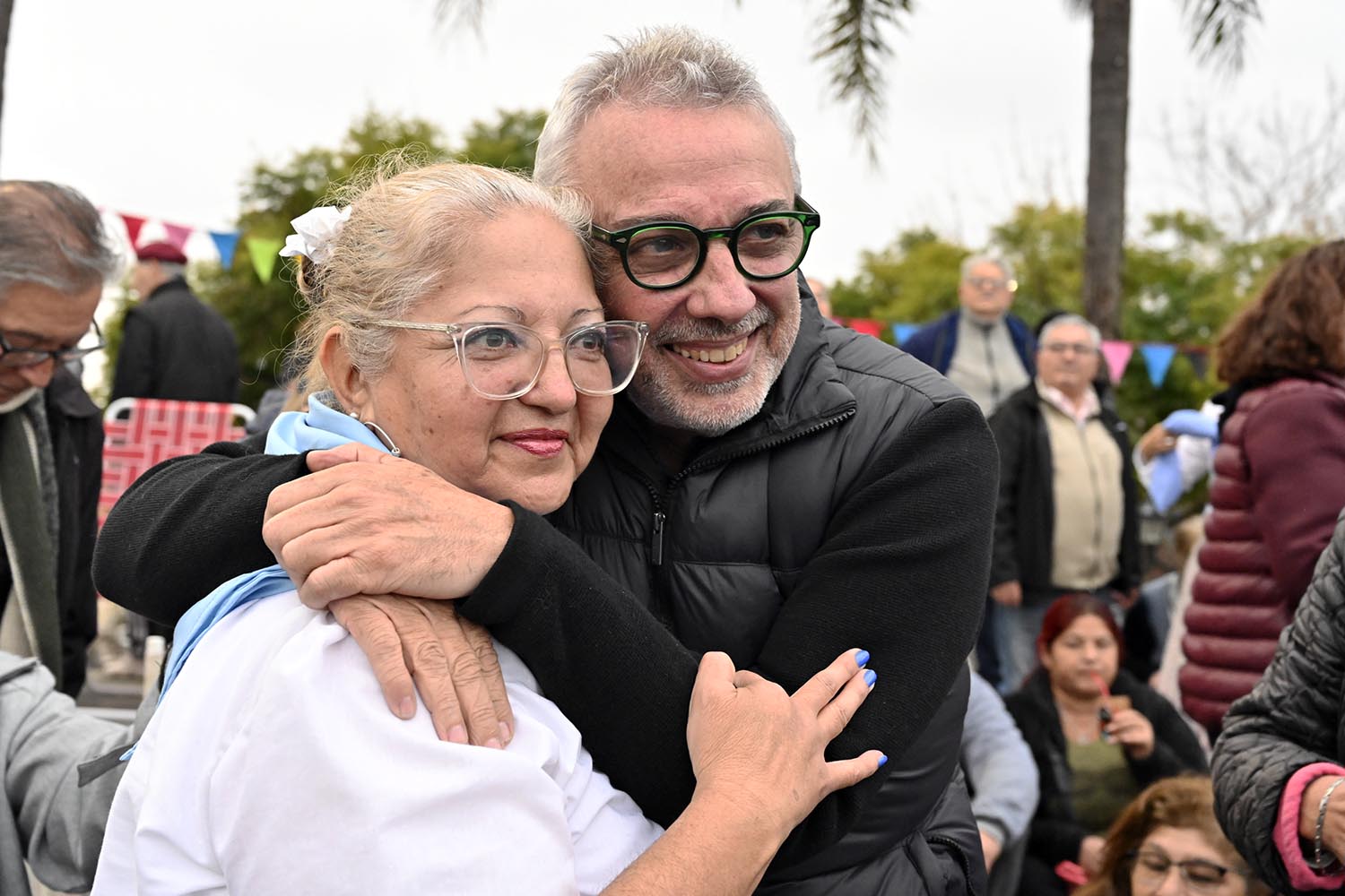 Con alegría y baile, la comunidad de El Talar disfrutó del ciclo Domingos de Peña realizado por el Municipio