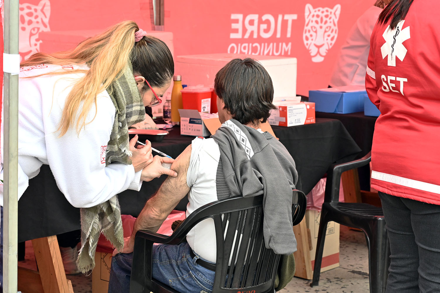 Vecinos y vecinas de Troncos del Talar accedieron a los servicios municipales en una nueva edición programa Tigre con Vos