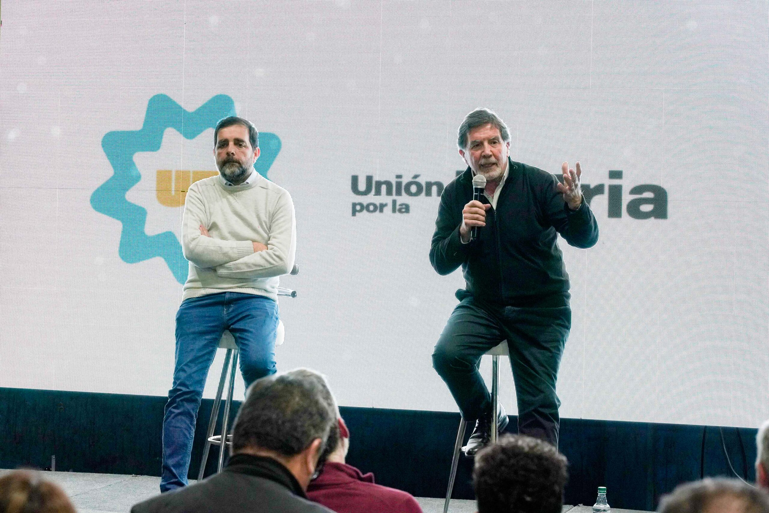 Más de mil docentes y educadores populares respaldaron la candidatura de Fernando Moreira en San Martín