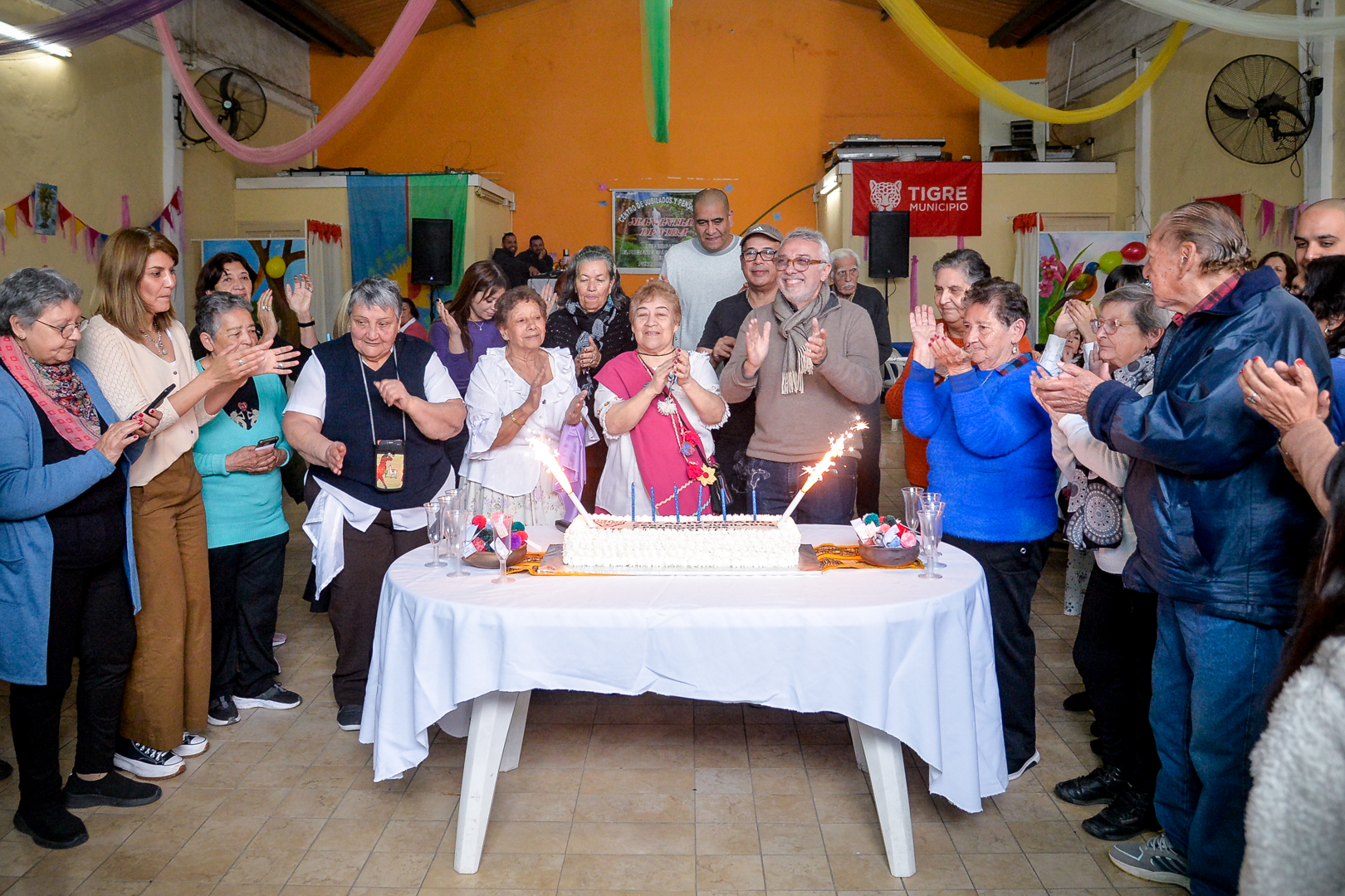 Julio Zamora acompañó el 24° aniversario del Centro de Jubilados «Manantial de Vida» en La Paloma