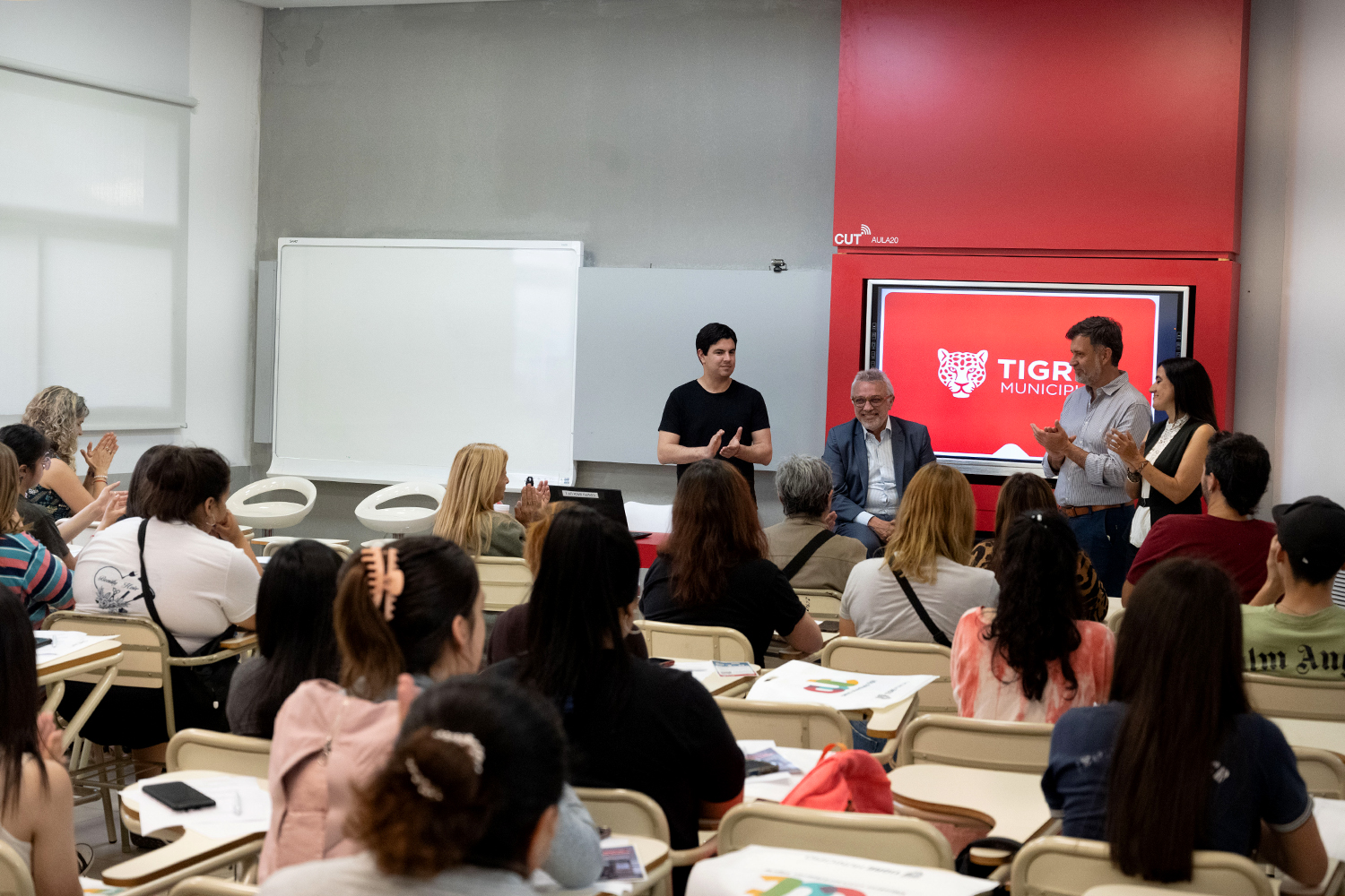 Tigre, los jóvenes y el futuro: más vecinos se sumaron al Programa de Orientación Vocacional del Municipio