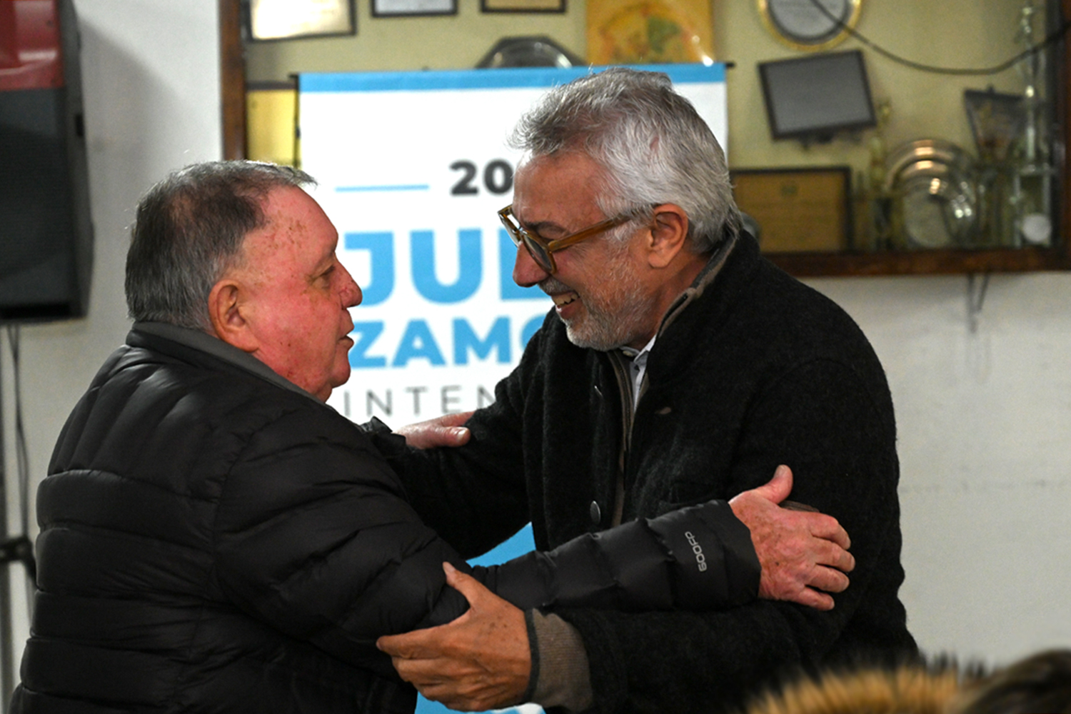Julio Zamora se reunió con comerciantes de Dique Luján y Villa La Ñata y conversó sobre los proyectos a futuro para el distrito
