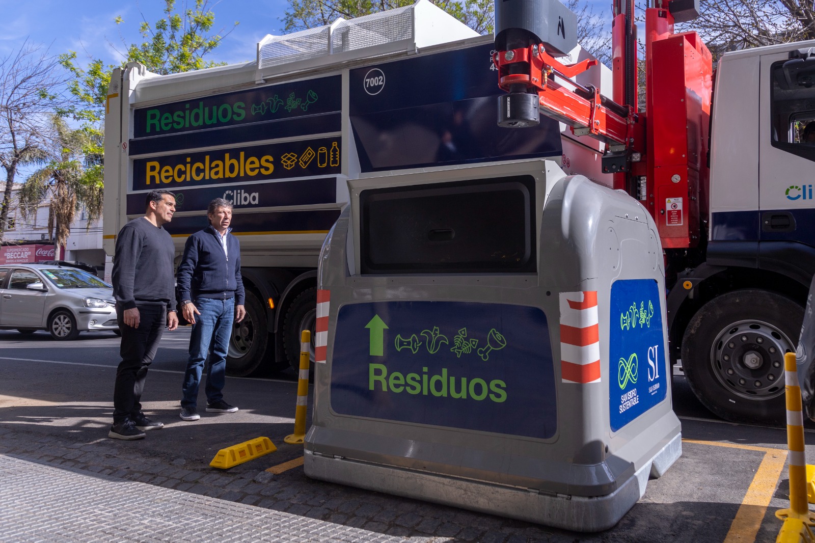 Contenedores bilaterales 1