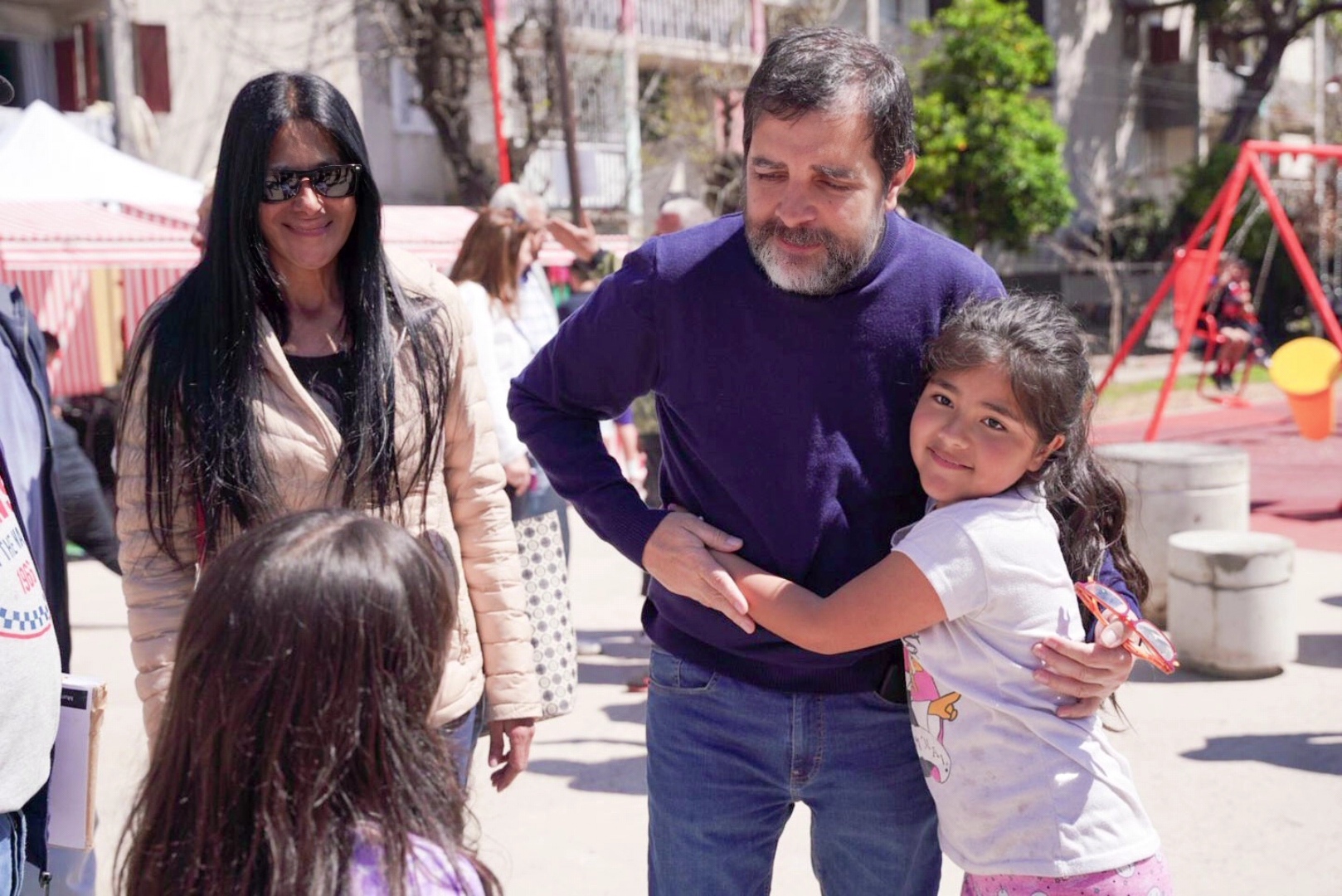 Fernando Moreira compartió una jornada de actividades en la nueva plaza de Barrio Güemes