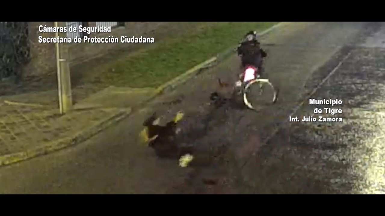 Don Torcuato: a bordo de una moto, chocó, huyó y se arrepintió