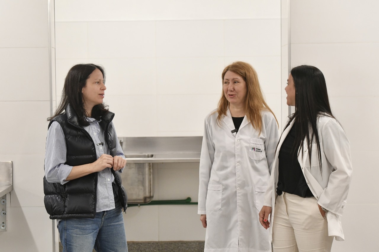 Soledad Martínez: «Con recursos municipales, realizamos más 10 obras de renovación en el Hospital Houssay»
