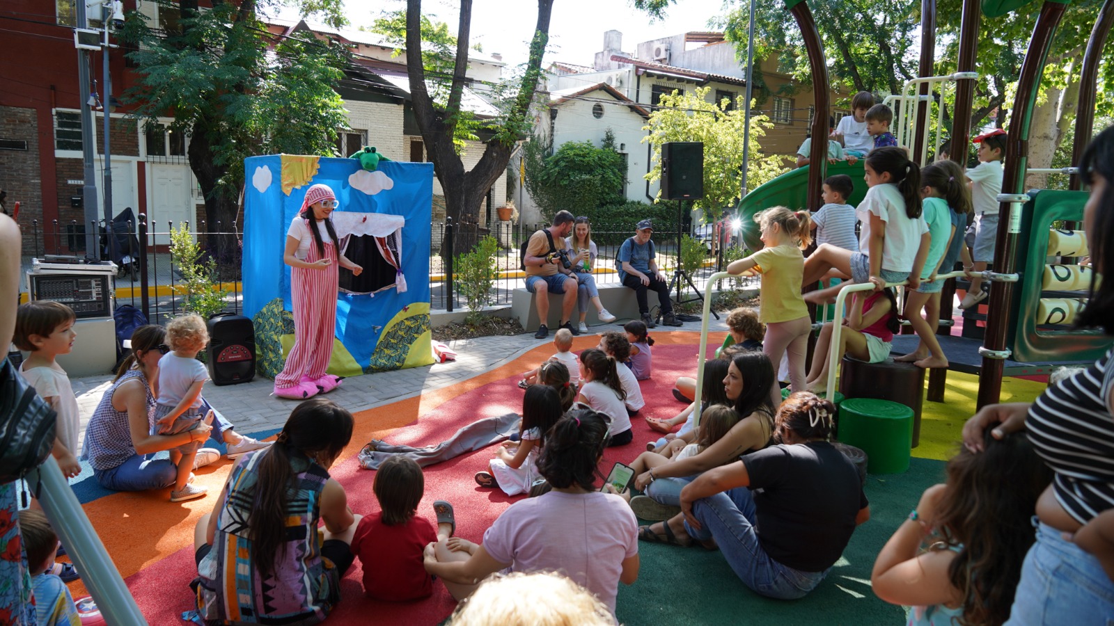 Plaza La Lucila Verde 1