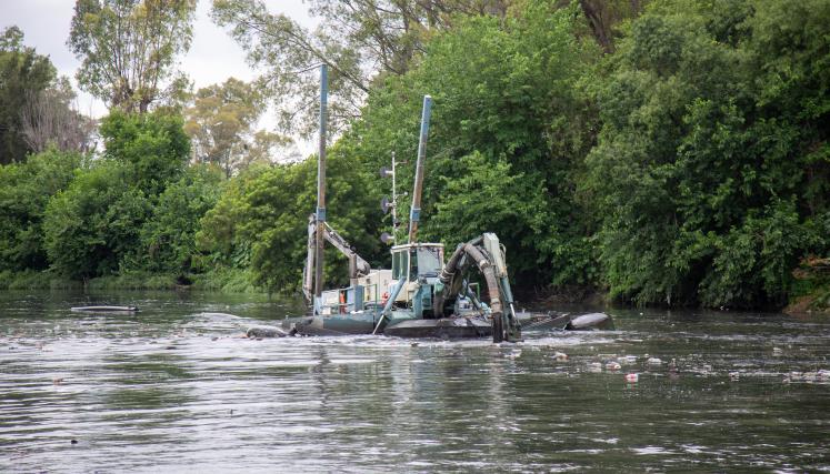 Finalizó la primera etapa del dragado del arroyo Cildañez: 25.717 m³ de sedimento extraídos y 360.000 vecinos beneficiados