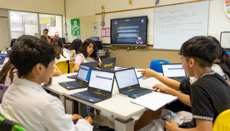 La Inteligencia Artificial integrada al aprendizaje en las escuelas de la Ciudad
