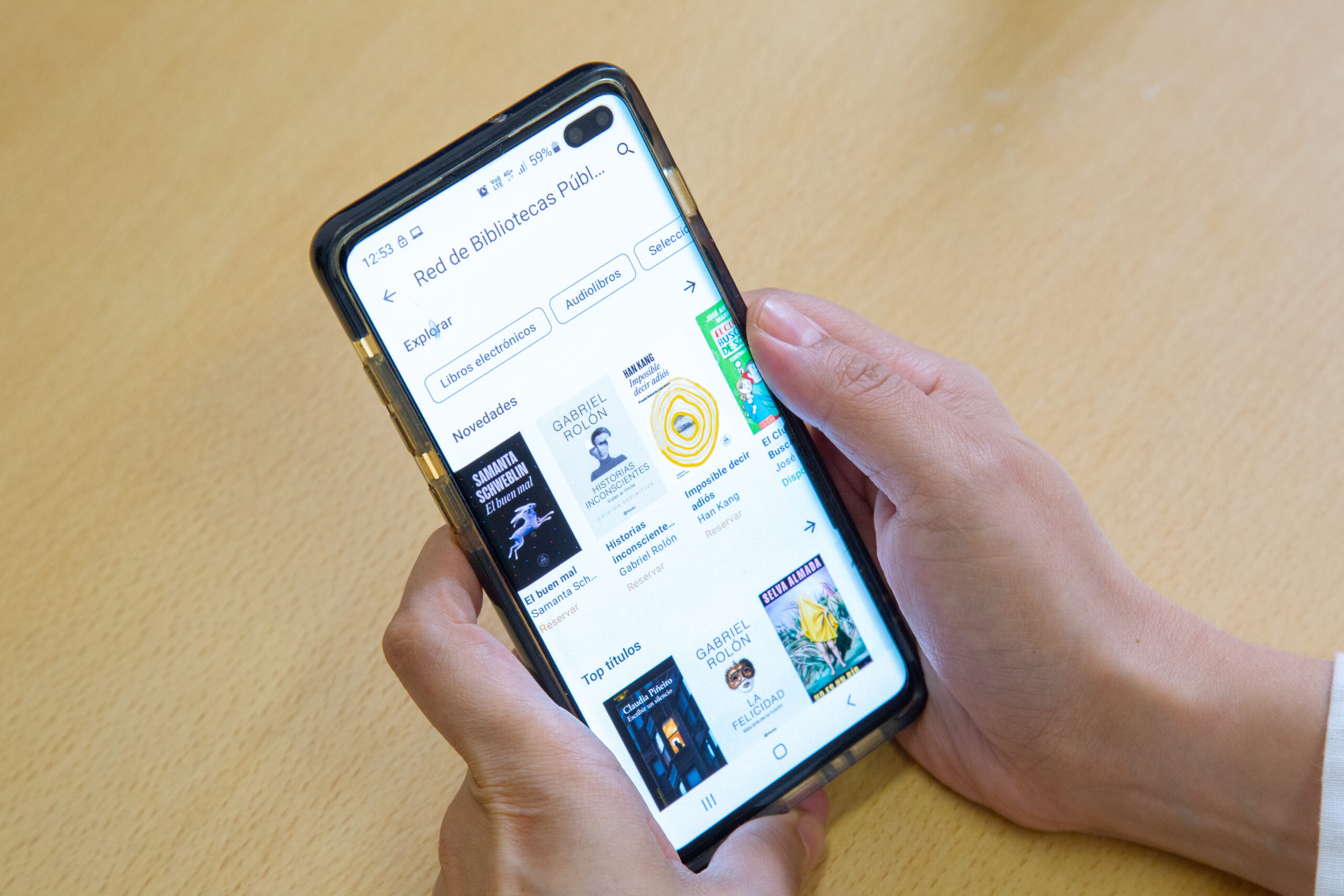 Está disponible la primera app de préstamo de libros digitales gratuitos del país