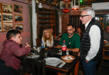 Julio Zamora: «Estos son momentos en los que hay que estar cerca de los vecinos y tener un oído atento para atender sus problemáticas»