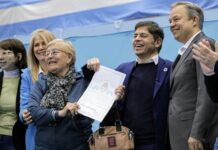 Kicillof y Magario entregaron más de 1.400 escrituras gratuitas