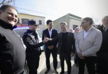 Kicillof entregó nuevos patrulleros para fortalecer la seguridad en Florentino Ameghino