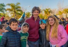 Juan y Eva Andreotti compartieron una nueva tarde de juegos por el Mes de las Infancias