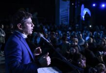 Kicillof entregó nuevos móviles policiales para fortalecer la seguridad