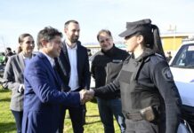 Kicillof: “Donde había un depósito de chatarra, ahora hay una base policial con nuevos vehículos que traen más seguridad a los barrios”