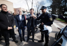 Kicillof entregó nuevos patrulleros para fortalecer la seguridad