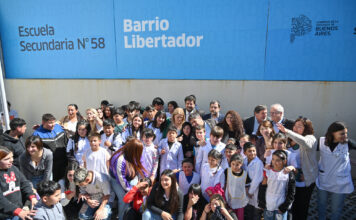 Fernando Moreira y Axel Kicillof inauguraron la primera Escuela Secundaria de Barrio Libertador