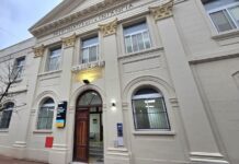 Abre un centro de salud en el ex Padelai de San Telmo para consultas y especialidades clínicas