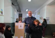 Elecciones en PBA: Votó Alejandro Bodart en La Matanza