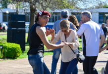 La comunidad de Troncos del Talar disfrutó del festival municipal «Tigre Baila Rock And Roll»