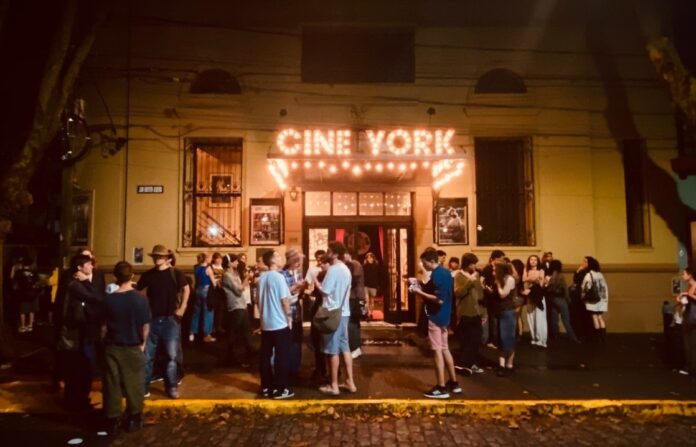Cine York (2)
