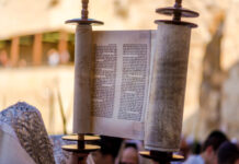 La comunidad judía se prepara para recibir la festividad de Simjat Torá