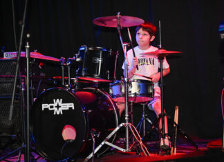 El Museo de la Reconquista se tiñó de rock para dar comienzo a la nueva edición del concurso municipal Tigre Canta 2025v