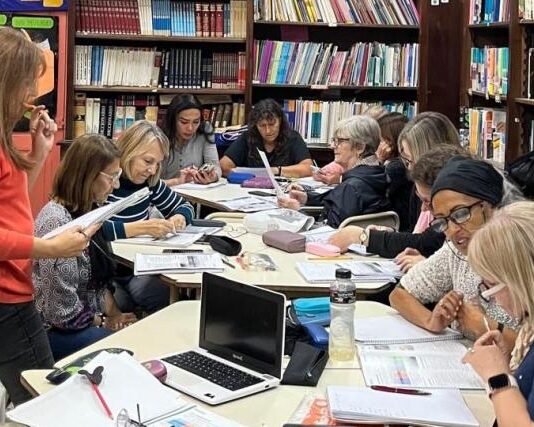 Abrieron las inscripciones a los cursos de los Centros de Idiomas de Buenos Aires