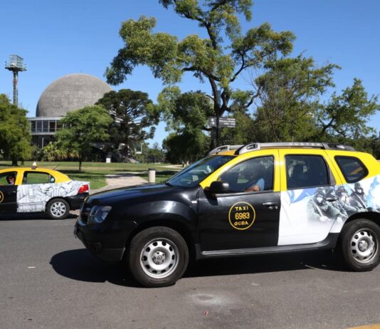 La Ciudad da créditos blandos para que taxistas, remiseros y repartidores en moto puedan comprar vehículos eléctricos