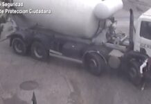 Imágenes sensibles de una imprudencia que casi termina en tragedia: un vecino fue arrollado por un camión y sobrevivió