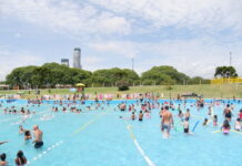 Inicio de la temporada de verano de las piletas públicas porteñas