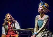 El Puma Goity y “Cyrano” se despiden al aire libre en el anfiteatro de Parque Centenario