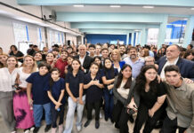 Kicillof dio inicio al ciclo lectivo del nivel secundario en una Escuela Técnica de Avellaneda