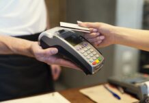 La Ciudad elimina el impuesto de Sellos sobre el financiamiento de las tarjetas de crédito